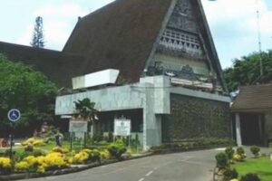 Speasialis Renovasi Atap Museum
